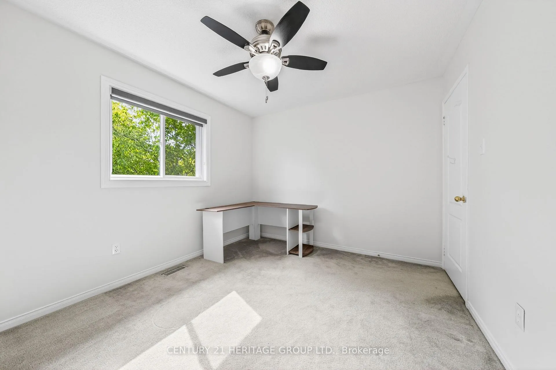 Photo 35 of 403 Bartholomew Drive, Newmarket, Summerhill Estates — HOMEH