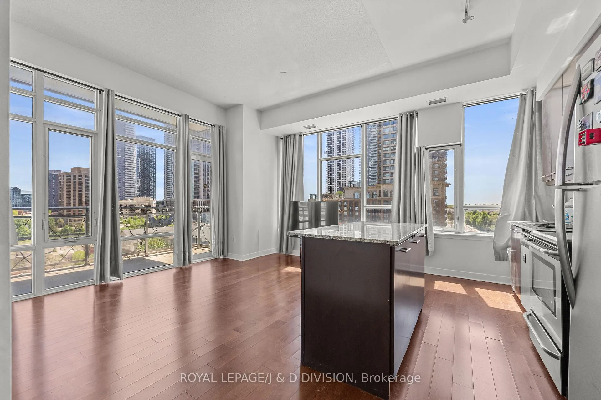 Photo 1 of Unit 604, 360 Square One Drive, Mississauga, City Centre — HOMEH