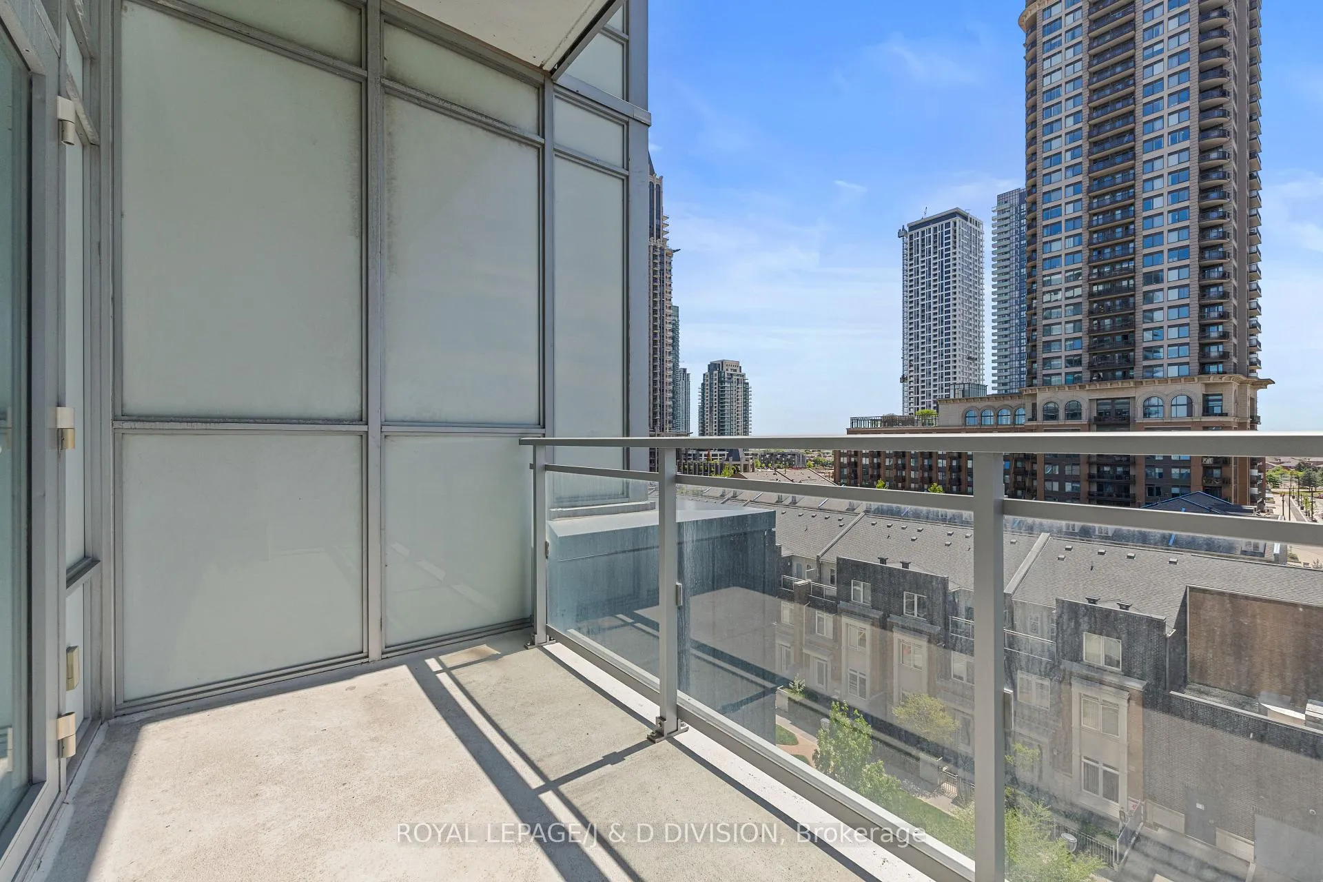 Photo 14 of Unit 604, 360 Square One Drive, Mississauga, City Centre — HOMEH