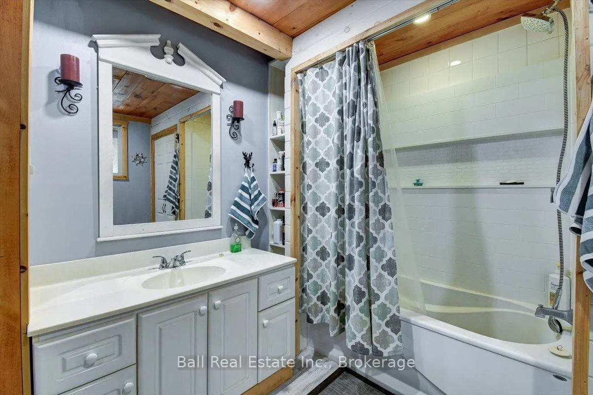 Photo 18 of 20 Art Bott Road, North Kawartha — HOMEH