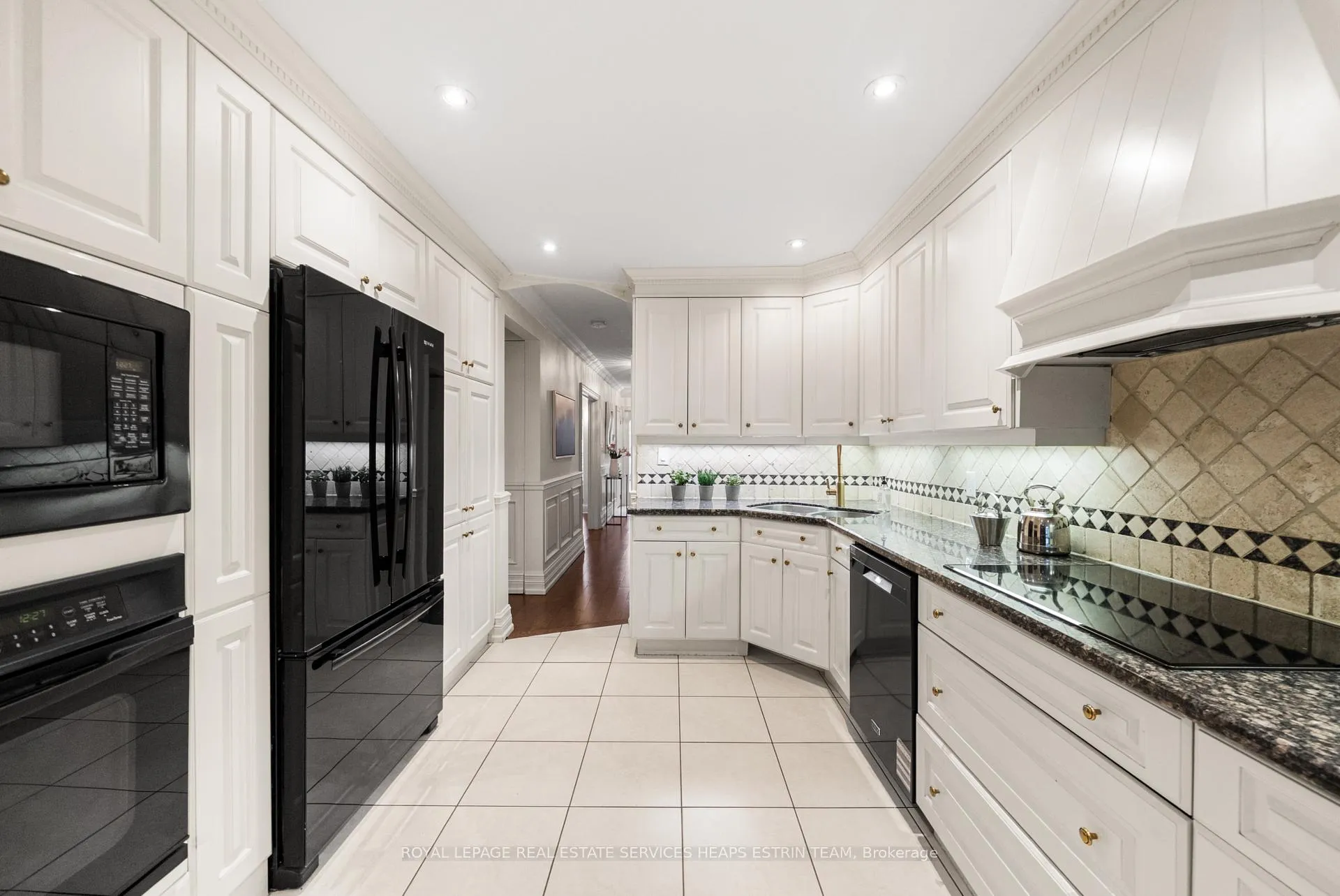 Photo 14 of 304 Heath Street E, Toronto, Rosedale-Moore Park — HOMEH