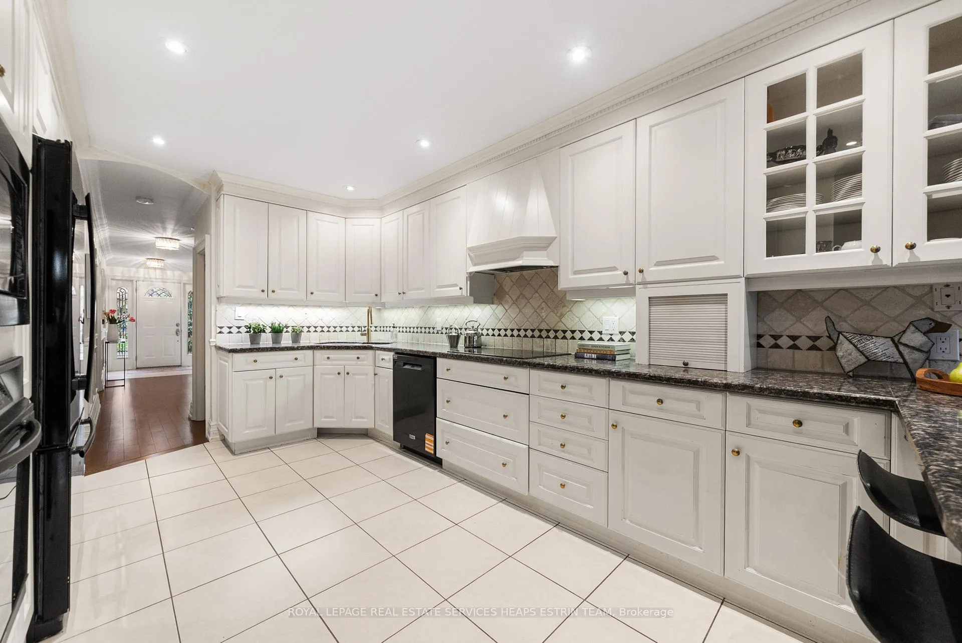 Photo 16 of 304 Heath Street E, Toronto, Rosedale-Moore Park — HOMEH