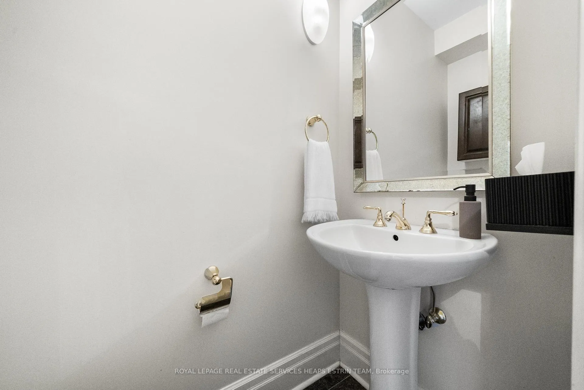 Photo 21 of 304 Heath Street E, Toronto, Rosedale-Moore Park — HOMEH
