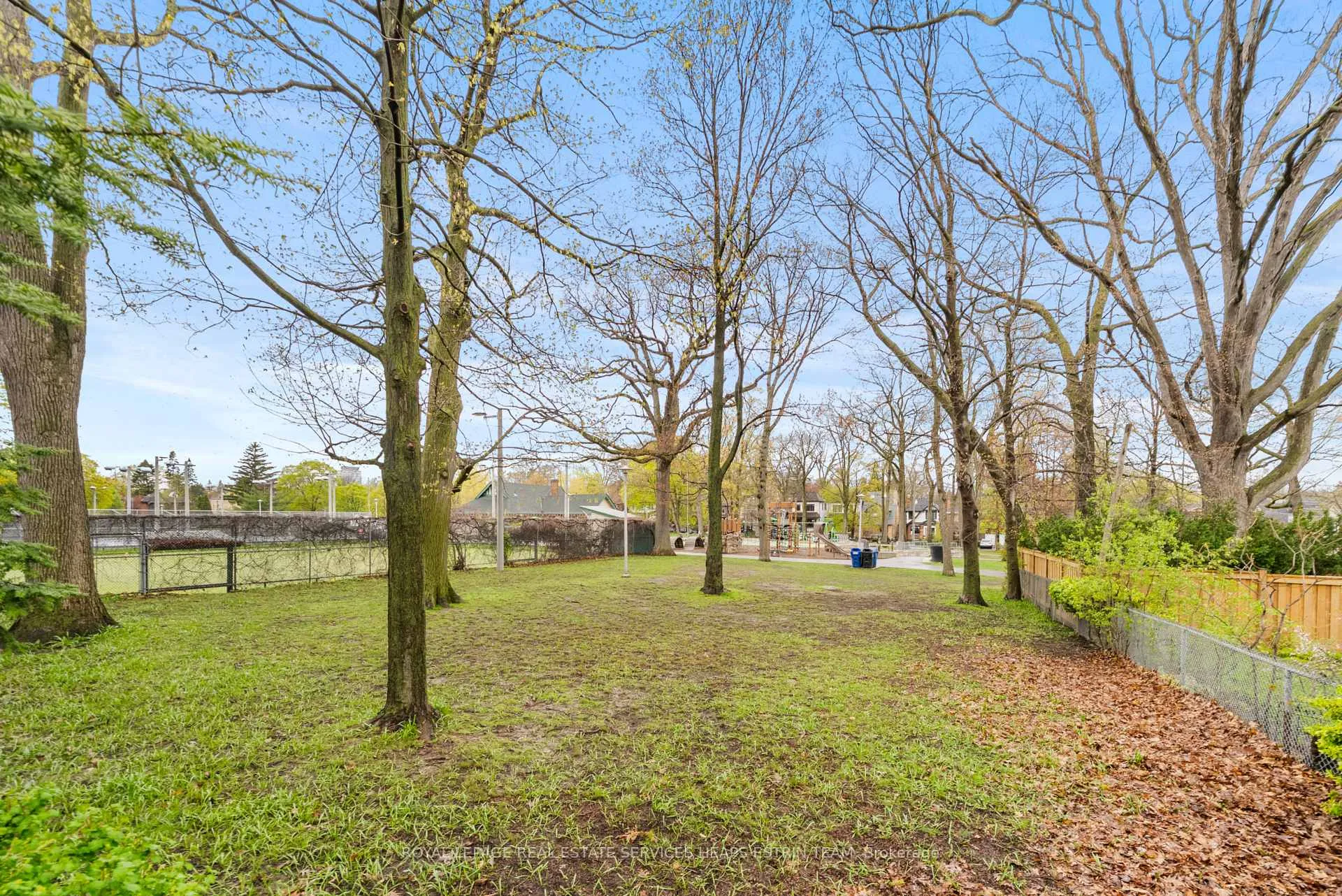 Photo 43 of 304 Heath Street E, Toronto, Rosedale-Moore Park — HOMEH