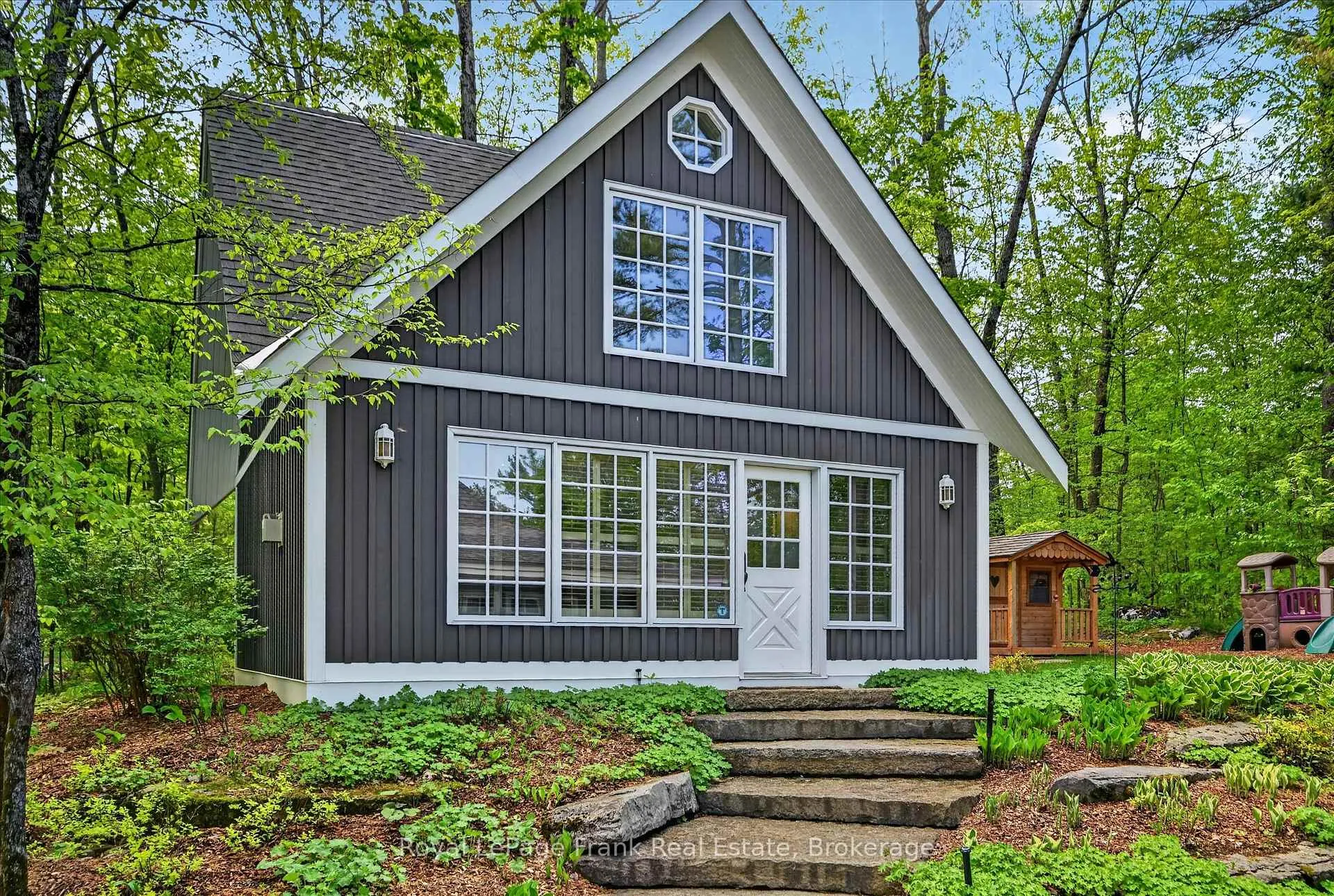 Photo 40 of 674 Birchview Road, Douro-Dummer — HOMEH