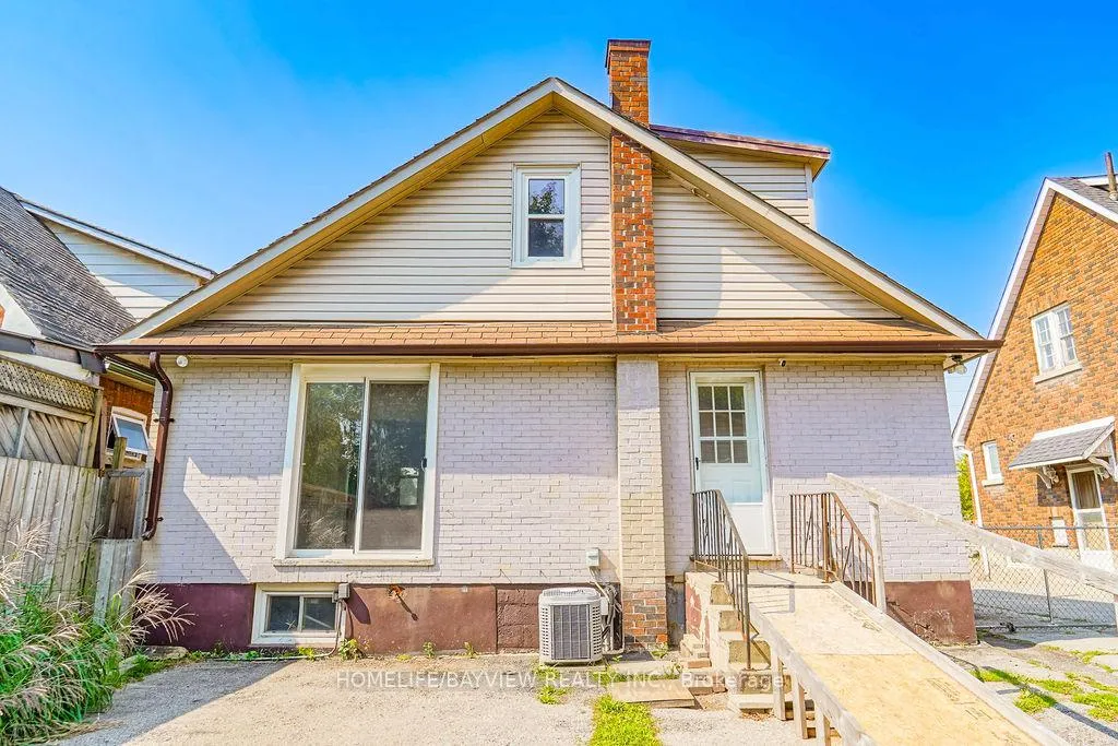 Photo 6 of 187 Park Road S, Oshawa, Vanier — HOMEH