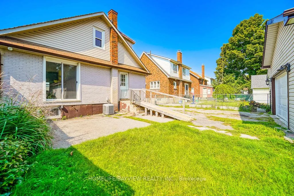 Photo 7 of 187 Park Road S, Oshawa, Vanier — HOMEH