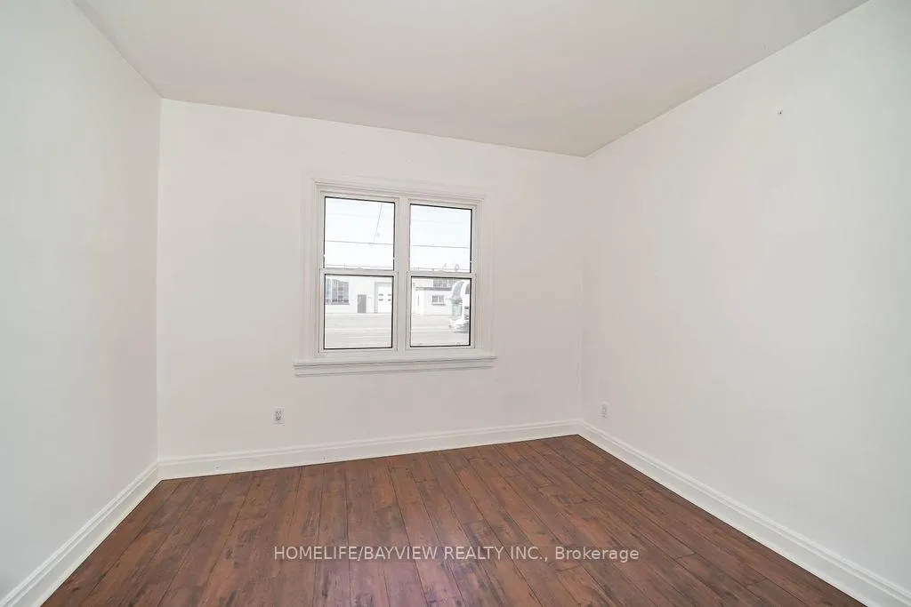Photo 15 of 187 Park Road S, Oshawa, Vanier — HOMEH