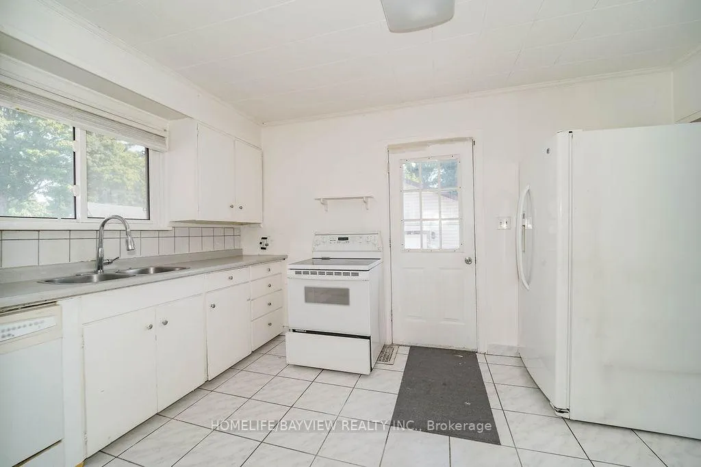 Photo 28 of 187 Park Road S, Oshawa, Vanier — HOMEH