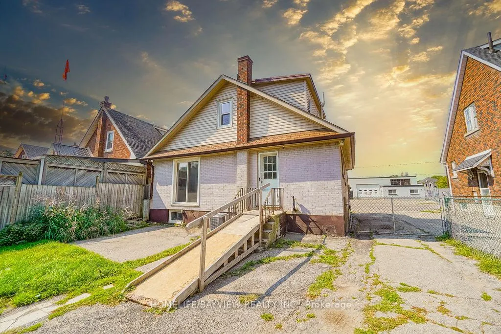 Photo 49 of 187 Park Road S, Oshawa, Vanier — HOMEH