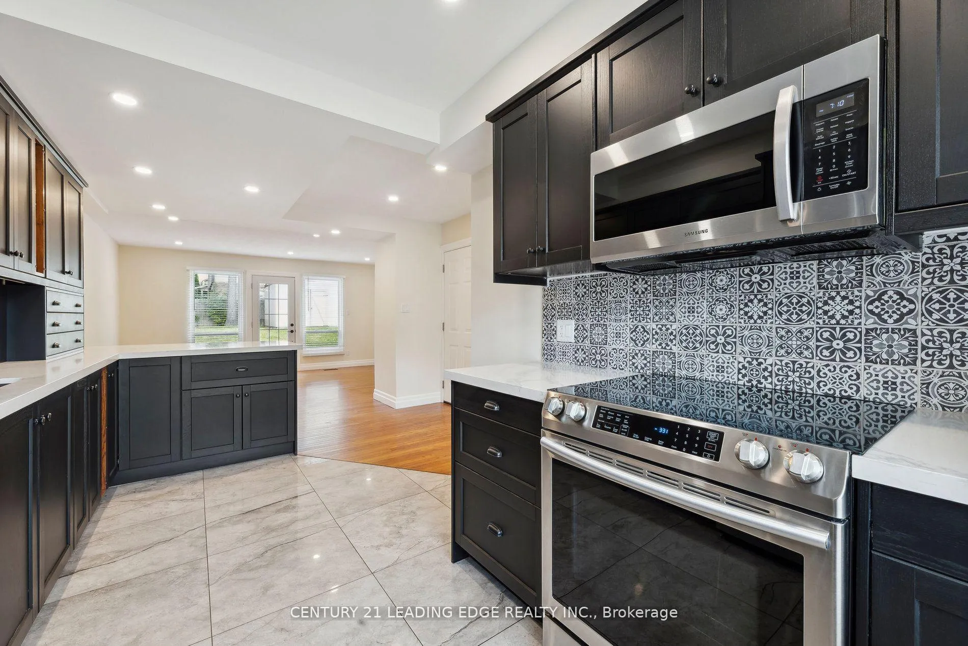 Photo 15 of 317 Homestead Drive, Oshawa, McLaughlin — HOMEH