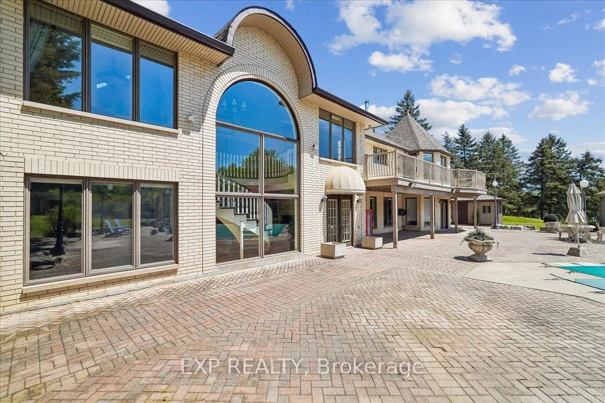 Photo 38 of 332 Burns Boulevard, King, King City — HOMEH