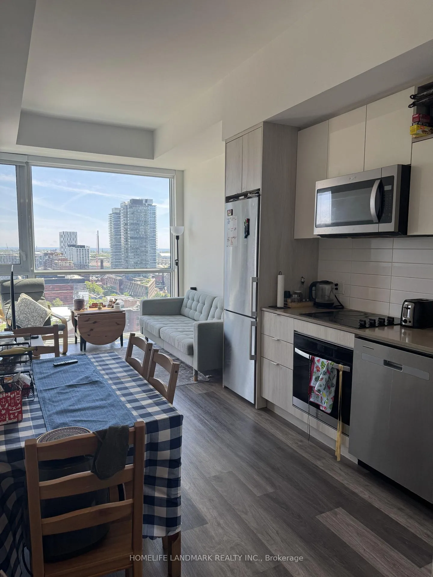 Photo 1 of Unit 1708 E, 70 Princess Street E, Toronto, Waterfront Communities — HOMEH