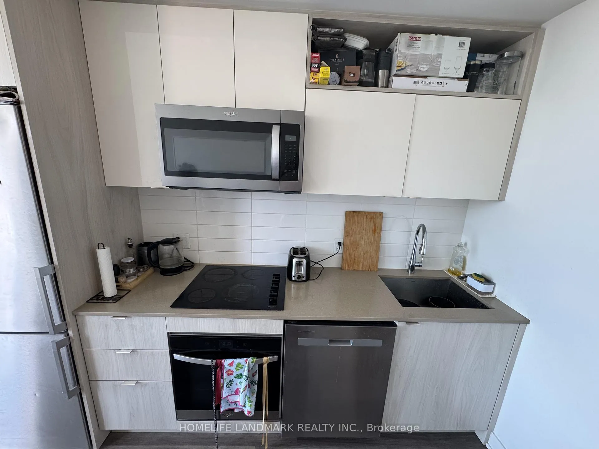 Photo 3 of Unit 1708 E, 70 Princess Street E, Toronto, Waterfront Communities — HOMEH