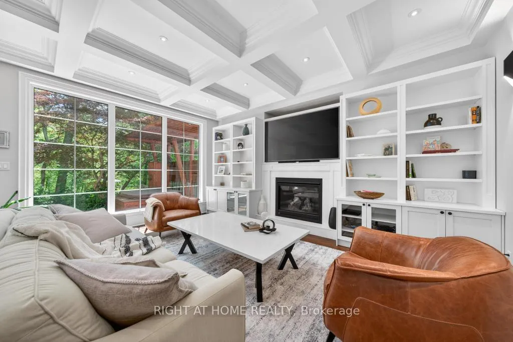 Photo 14 of 64 Ravina Crescent, Hamilton, Ancaster — HOMEH