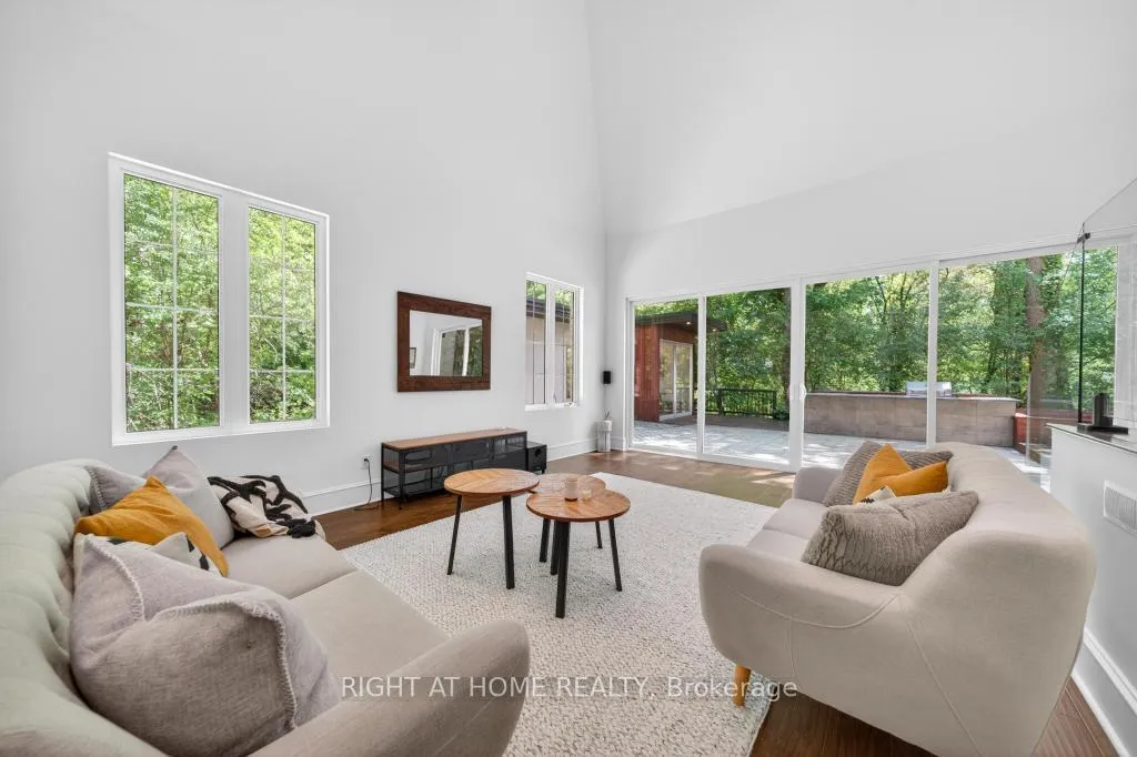 Photo 22 of 64 Ravina Crescent, Hamilton, Ancaster — HOMEH