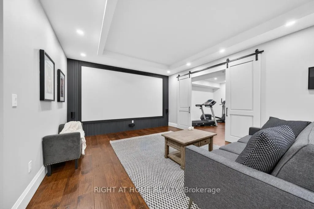 Photo 35 of 64 Ravina Crescent, Hamilton, Ancaster — HOMEH