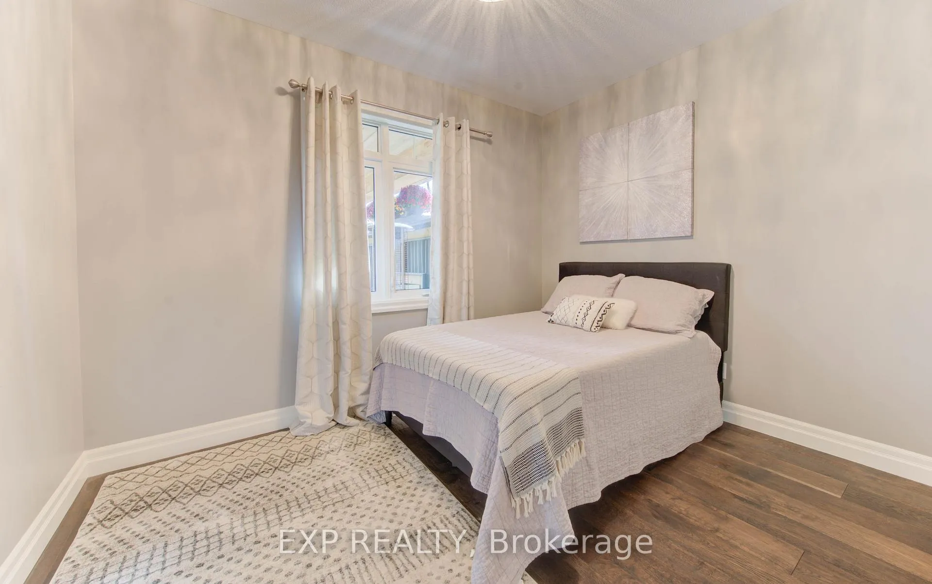 Photo 23 of 52 Edgehill Drive, Kitchener, Pioneer Tower West — HOMEH