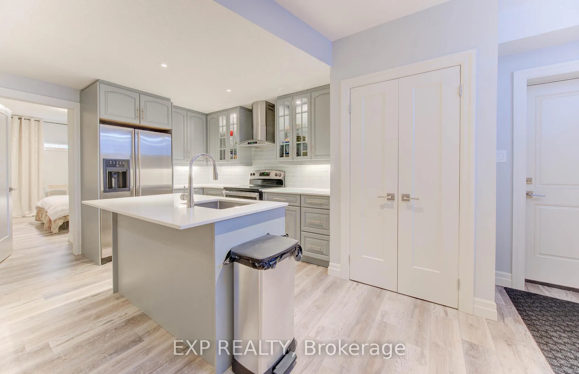 Photo 32 of 52 Edgehill Drive, Kitchener, Pioneer Tower West — HOMEH