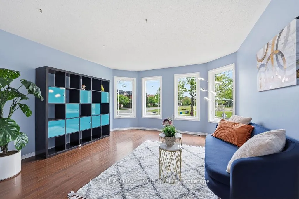 Photo 5 of 90 Sunvale Way, Ottawa, Barrhaven East — HOMEH