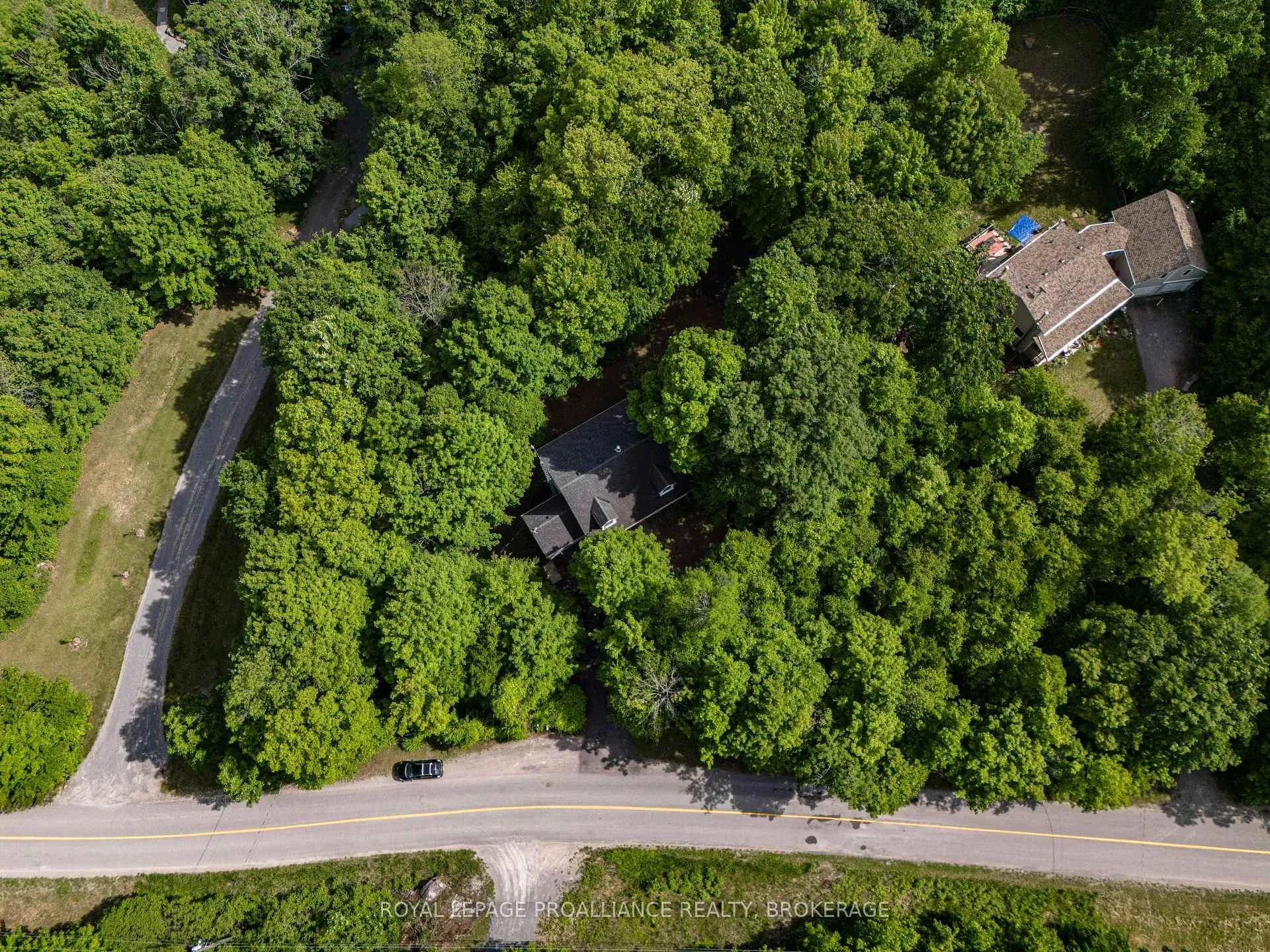 Photo 12 of 1403 Norway Road, Frontenac, Frontenac South — HOMEH