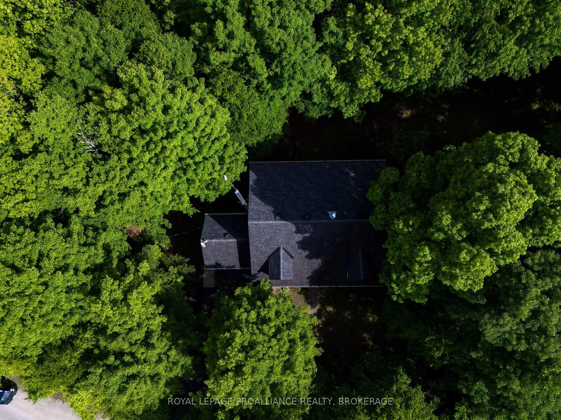 Photo 14 of 1403 Norway Road, Frontenac, Frontenac South — HOMEH