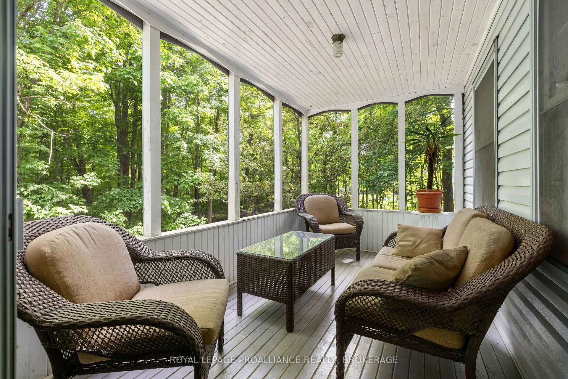 Photo 33 of 1403 Norway Road, Frontenac, Frontenac South — HOMEH
