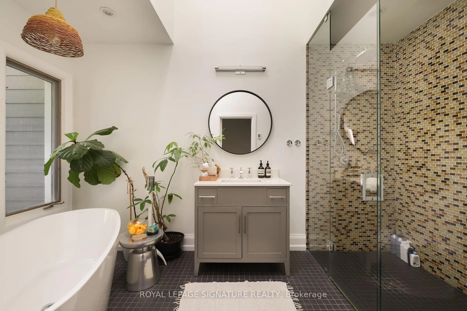 Photo 20 of 105 De Grassi Street, Toronto, South Riverdale — HOMEH