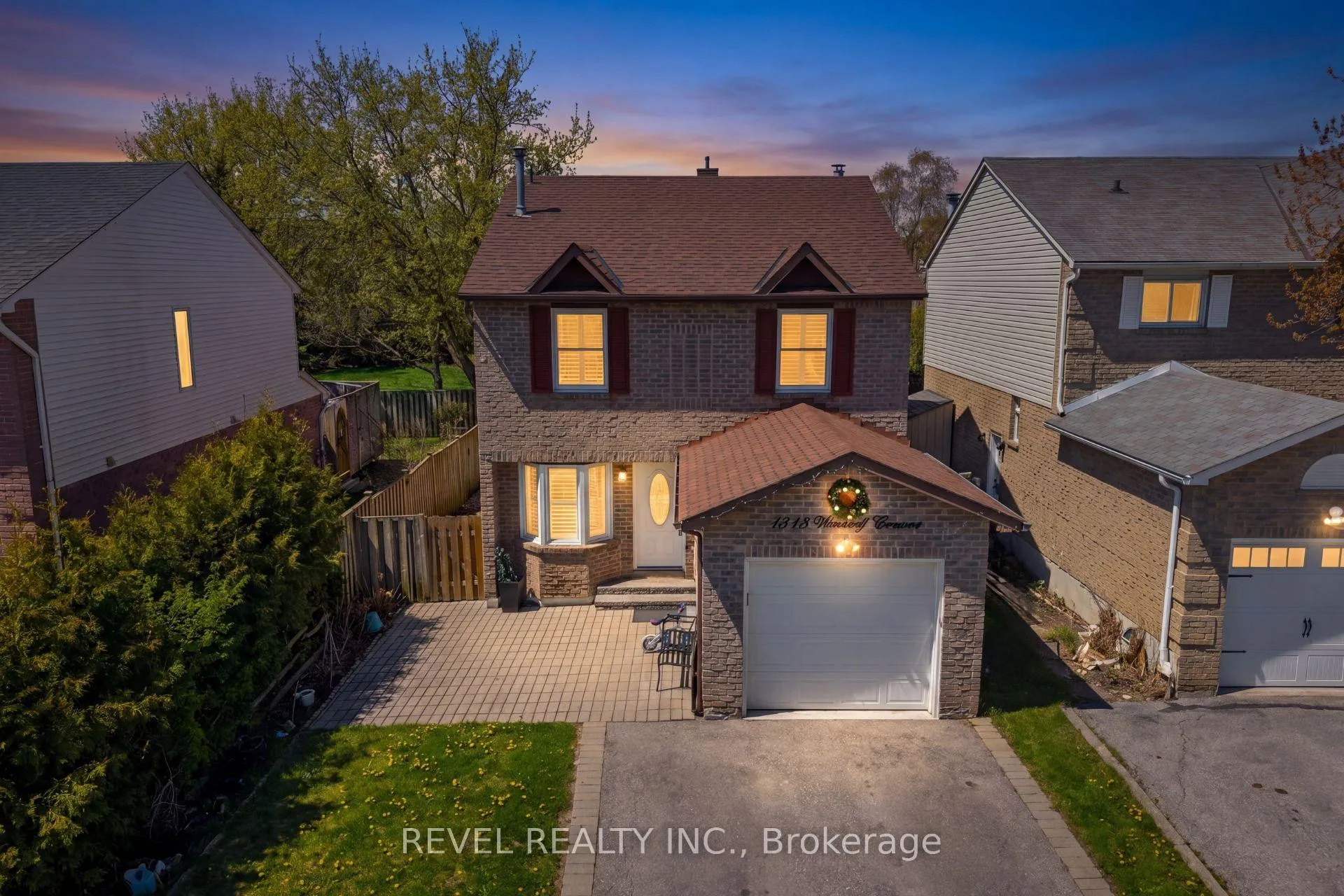 Photo 3 of 1518 Woodruff Crescent, Pickering, Amberlea — HOMEH