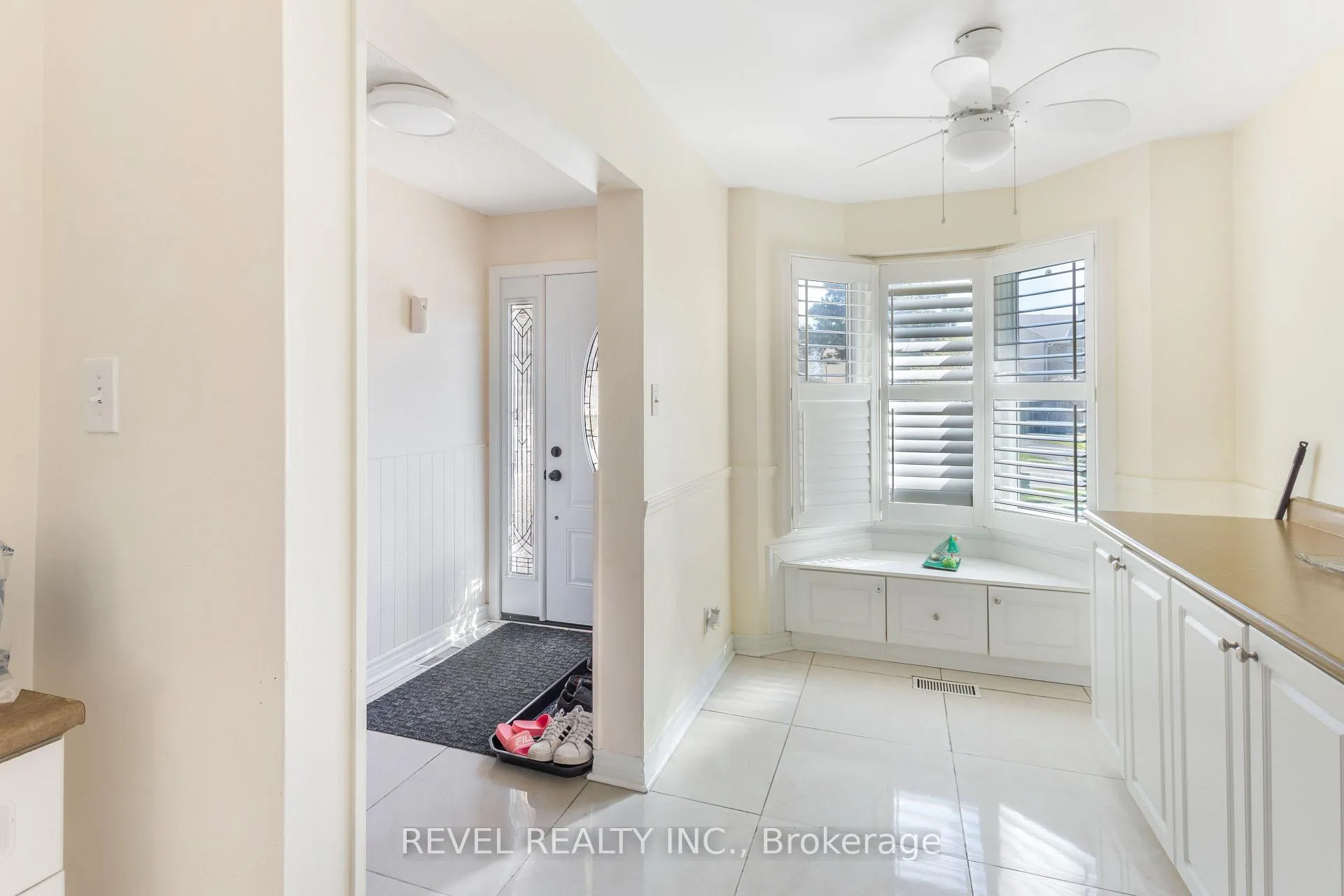 Photo 4 of 1518 Woodruff Crescent, Pickering, Amberlea — HOMEH