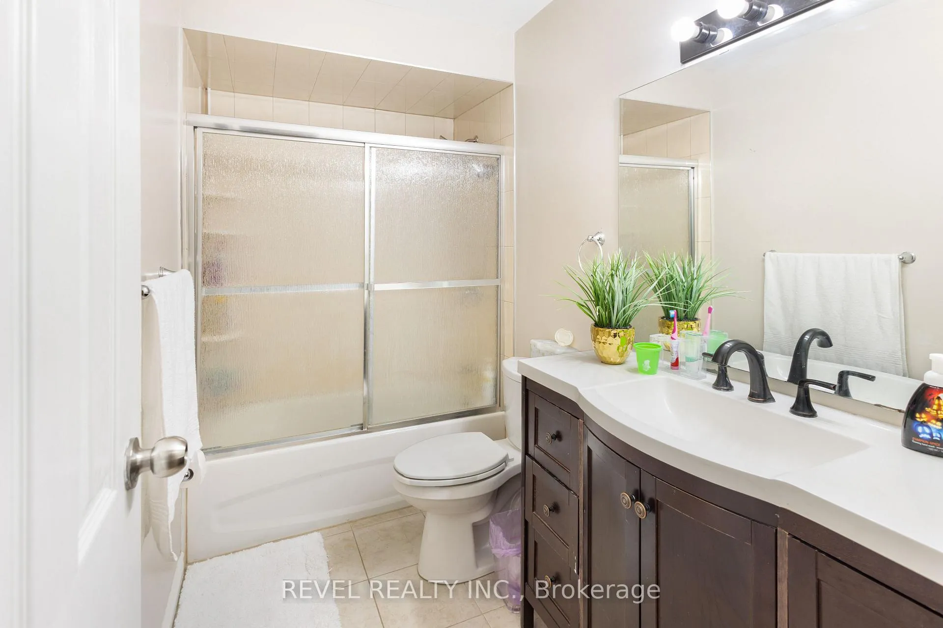 Photo 16 of 1518 Woodruff Crescent, Pickering, Amberlea — HOMEH