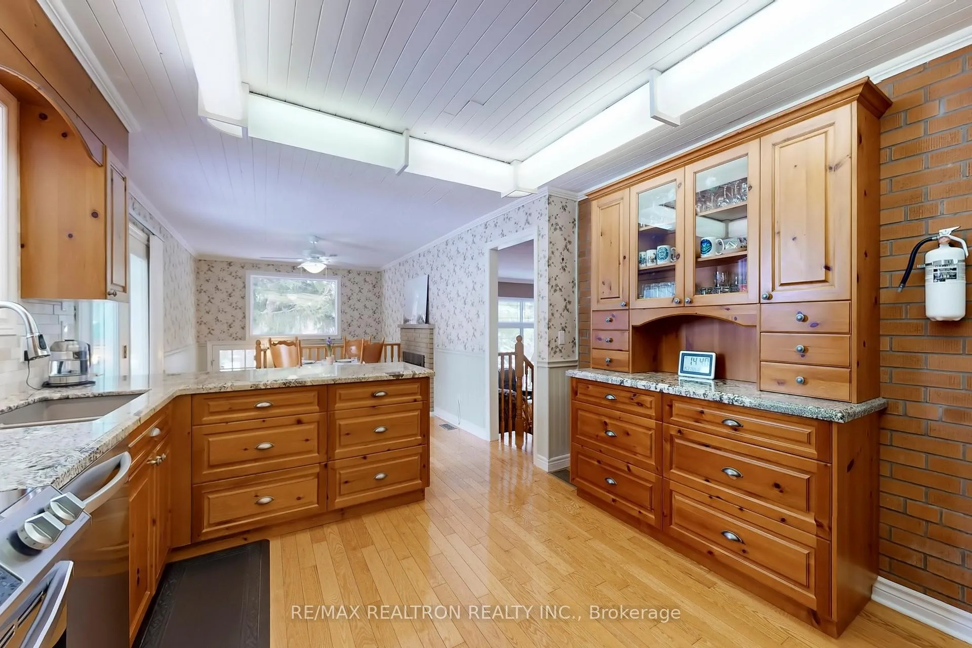 Photo 12 of 26 Kennedy Road, Caledon, Cheltenham — HOMEH