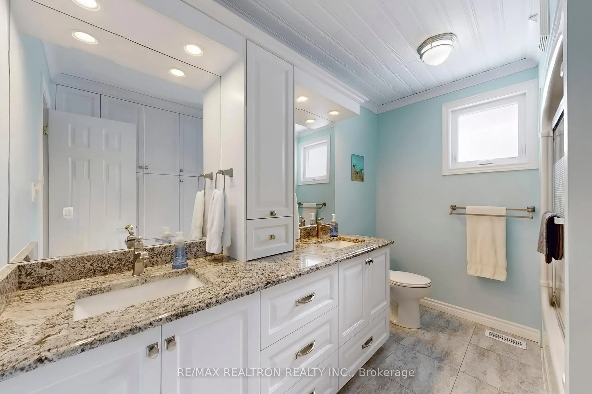 Photo 32 of 26 Kennedy Road, Caledon, Cheltenham — HOMEH