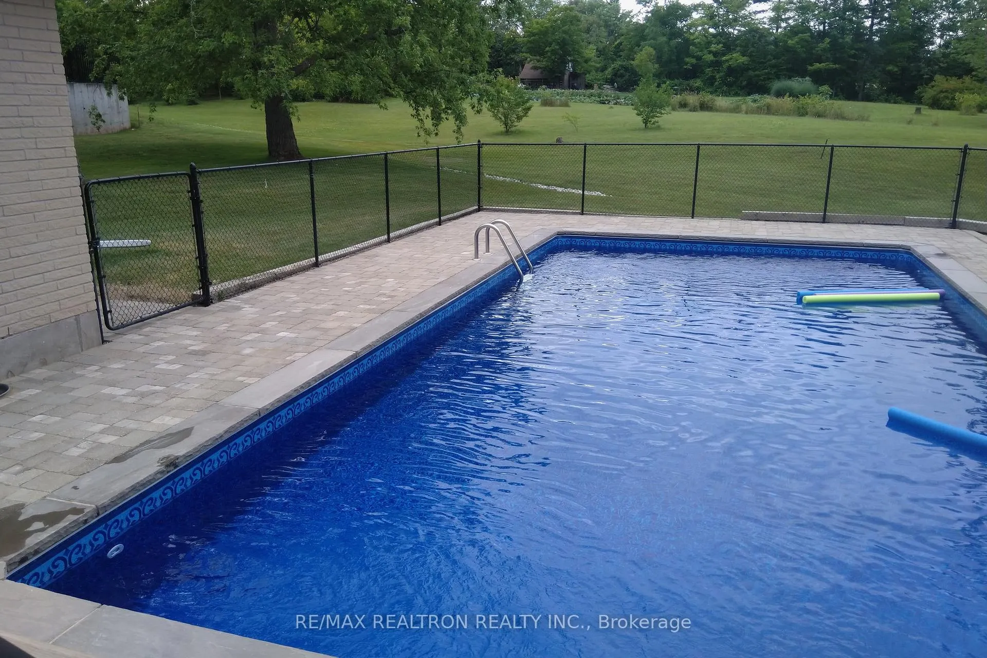 Photo 44 of 26 Kennedy Road, Caledon, Cheltenham — HOMEH