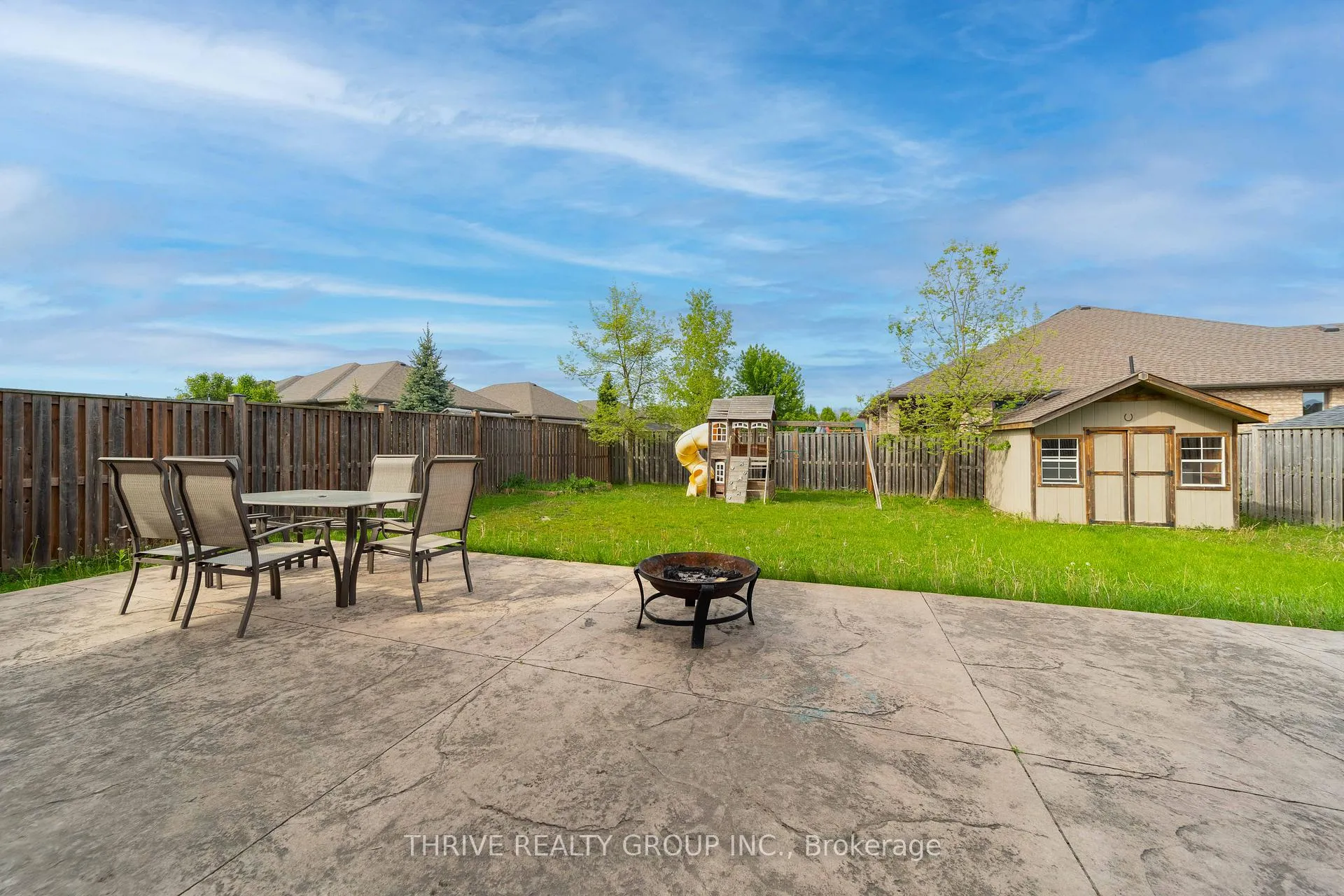 Photo 8 of 3 Dausett Drive, Middlesex Centre, Kilworth — HOMEH