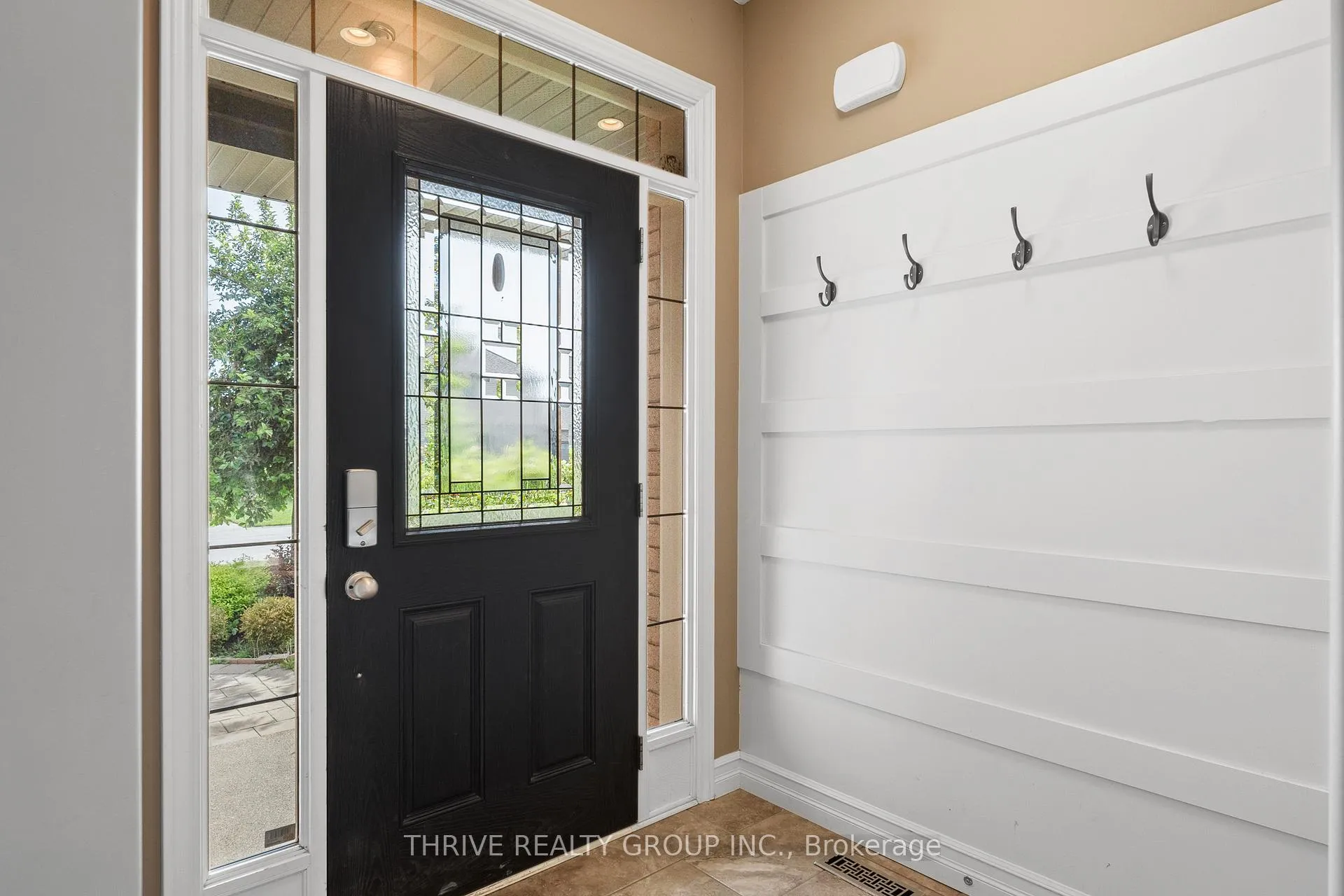 Photo 11 of 3 Dausett Drive, Middlesex Centre, Kilworth — HOMEH