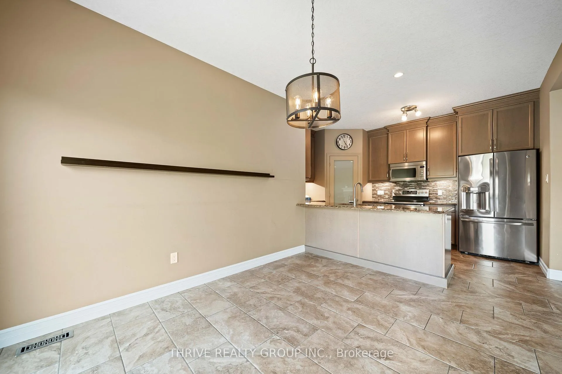 Photo 16 of 3 Dausett Drive, Middlesex Centre, Kilworth — HOMEH