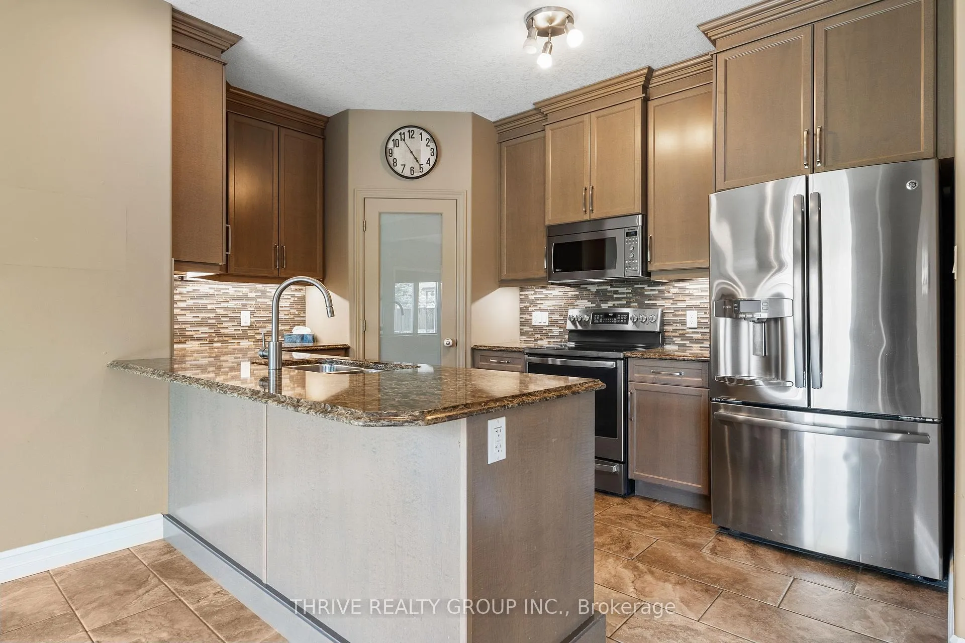 Photo 17 of 3 Dausett Drive, Middlesex Centre, Kilworth — HOMEH