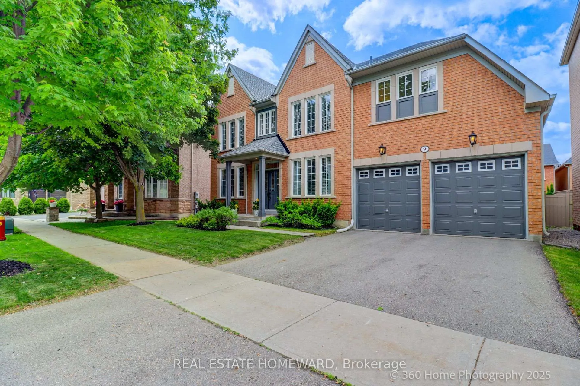 Photo 1 of 9 Tarmack Drive, Richmond Hill, Jefferson — HOMEH