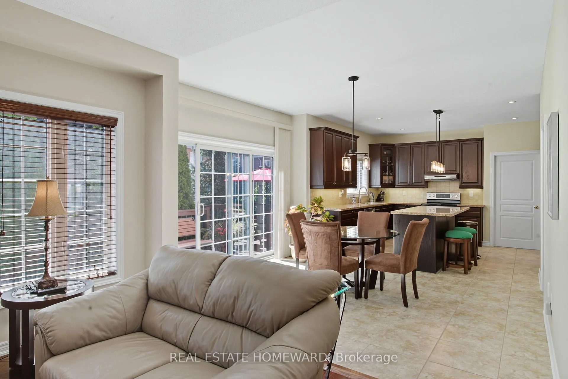 Photo 12 of 9 Tarmack Drive, Richmond Hill, Jefferson — HOMEH