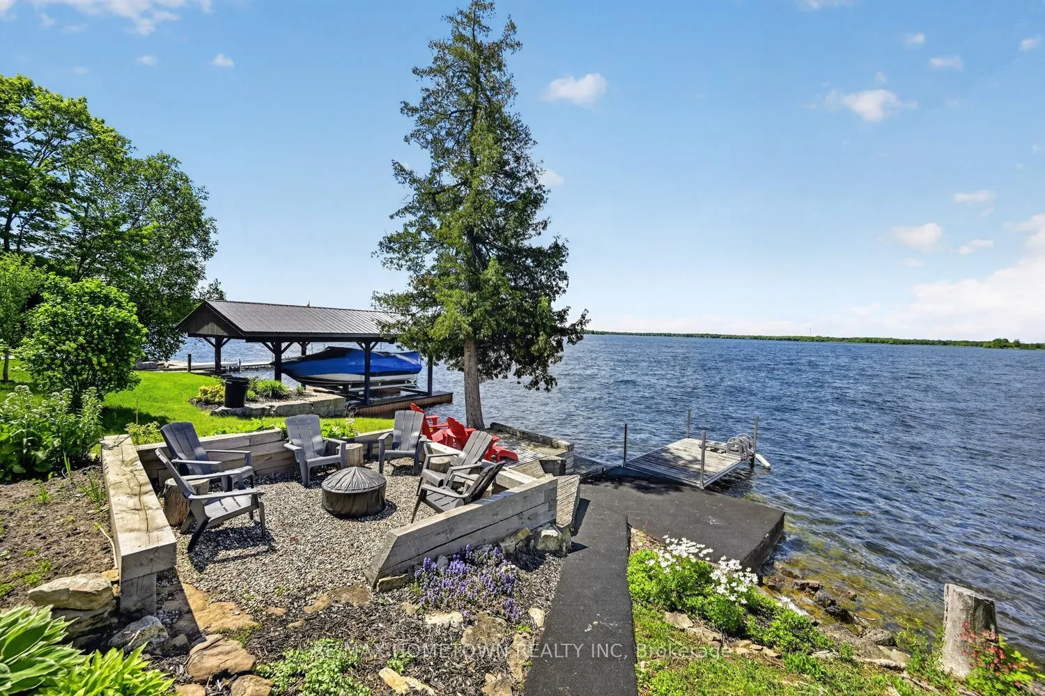 Photo 5 of 16 R3 Road, Rideau Lakes, Rideau Lakes (South Elmsley) Twp — HOMEH