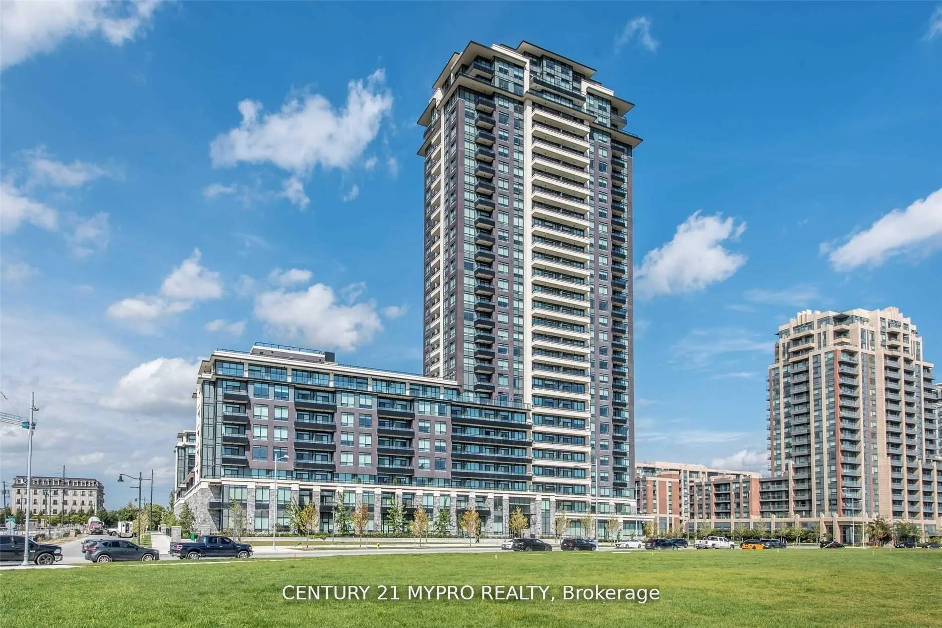 Front of Unit 917, 15 Water Walk Drive