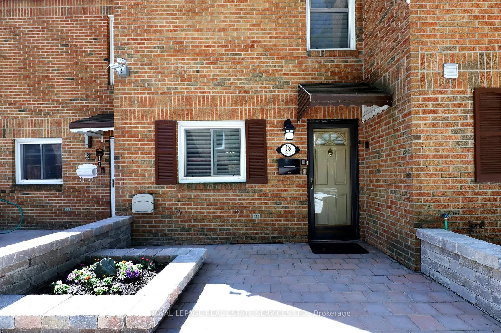 Photo 3 of Unit 18, 442 Perth Avenue, Toronto, Dovercourt-Wallace Emerson-Junction — HOMEH