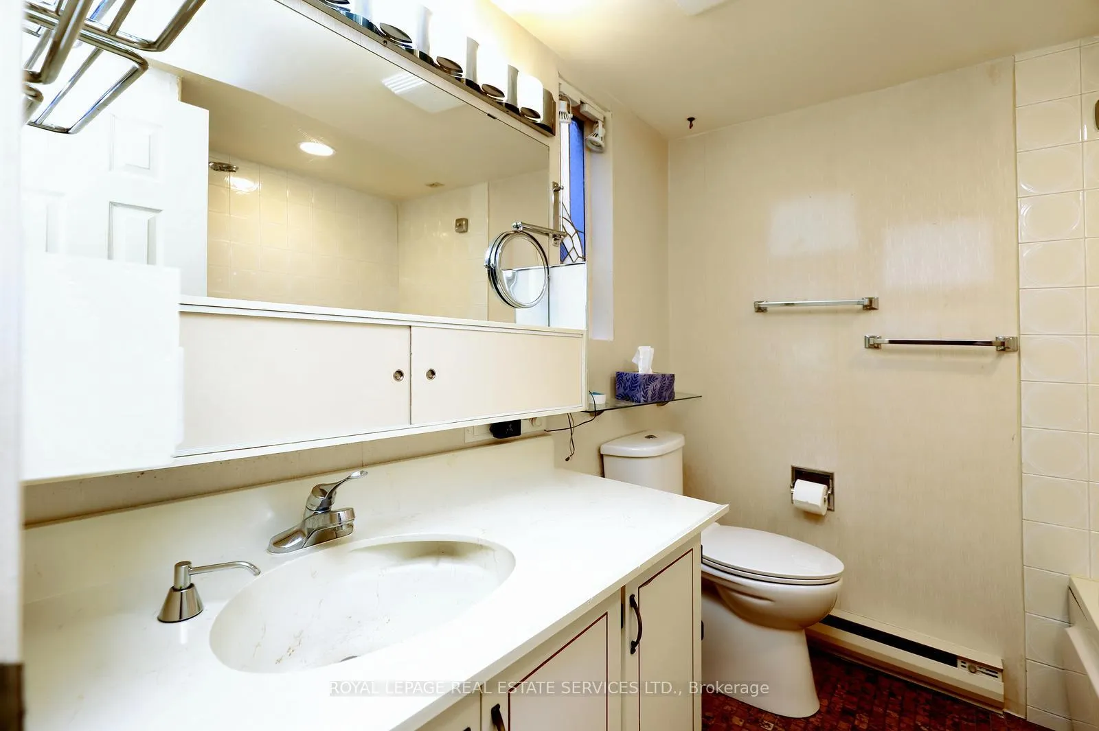Photo 28 of Unit 18, 442 Perth Avenue, Toronto, Dovercourt-Wallace Emerson-Junction — HOMEH