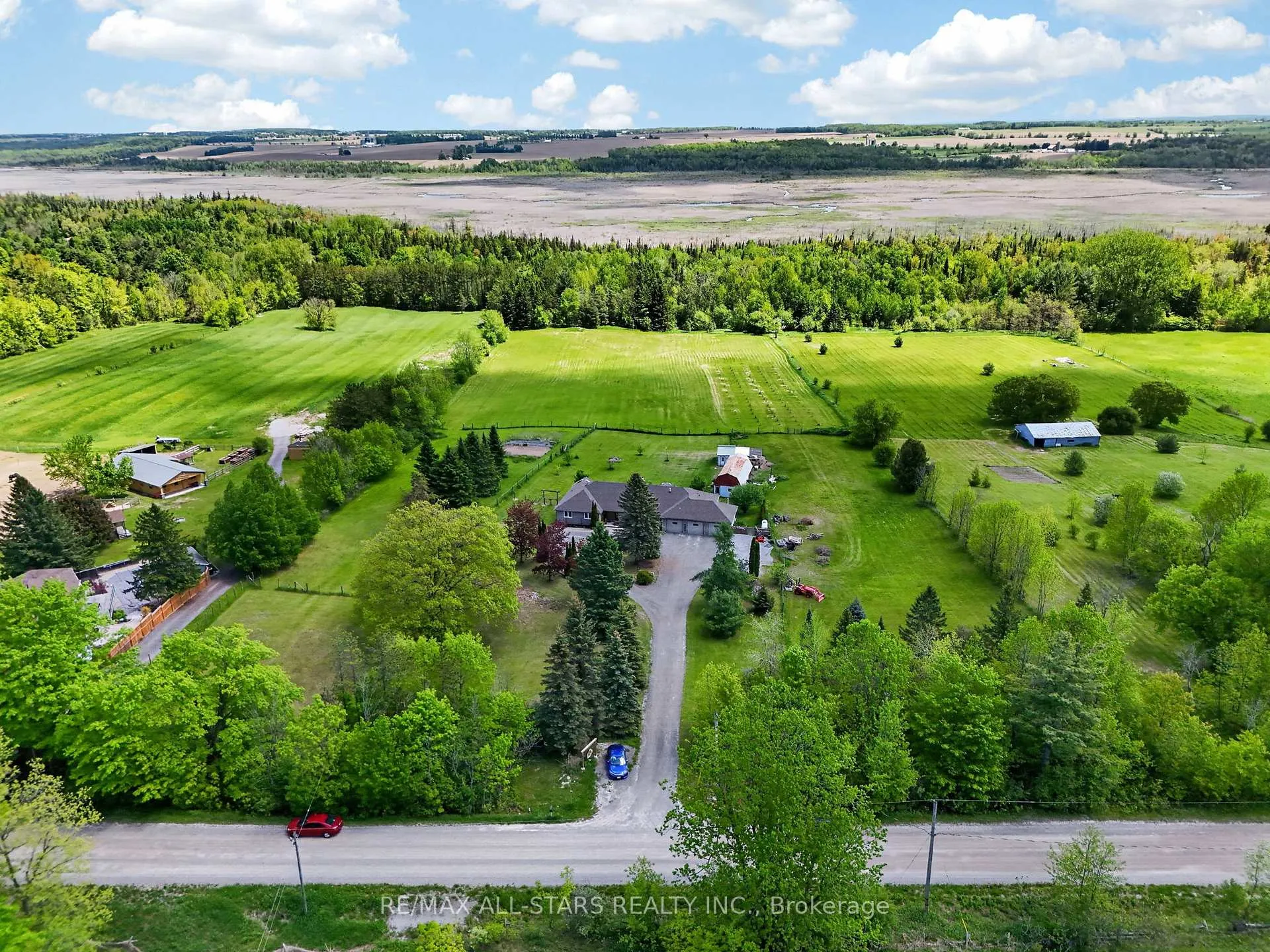 Photo 2 of 10655 Sideroad 17, Brock, Rural Brock — HOMEH