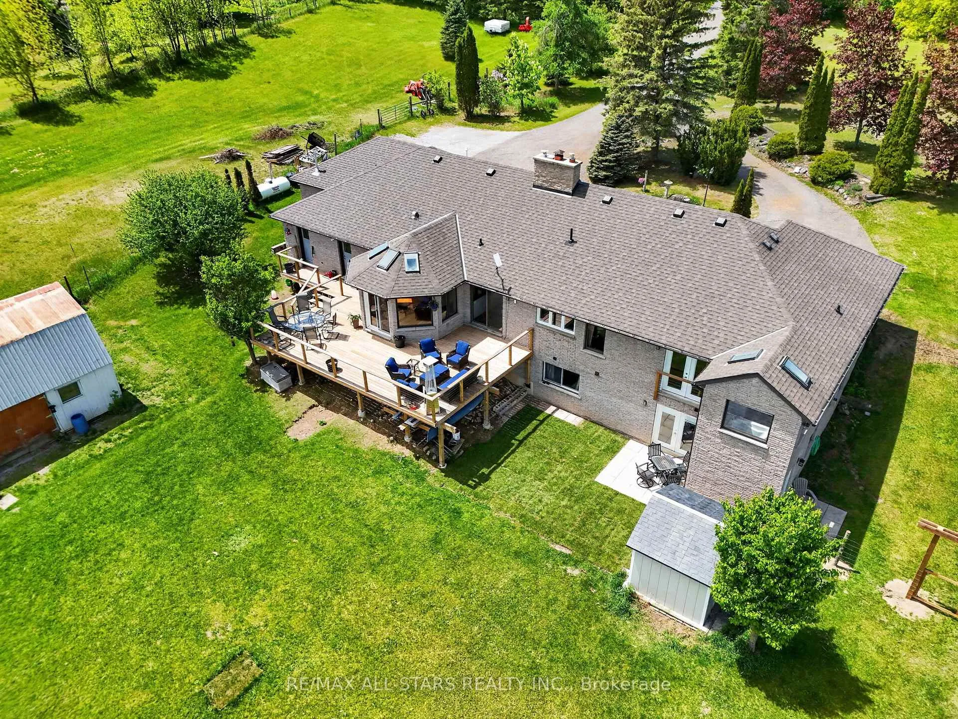 Photo 5 of 10655 Sideroad 17, Brock, Rural Brock — HOMEH