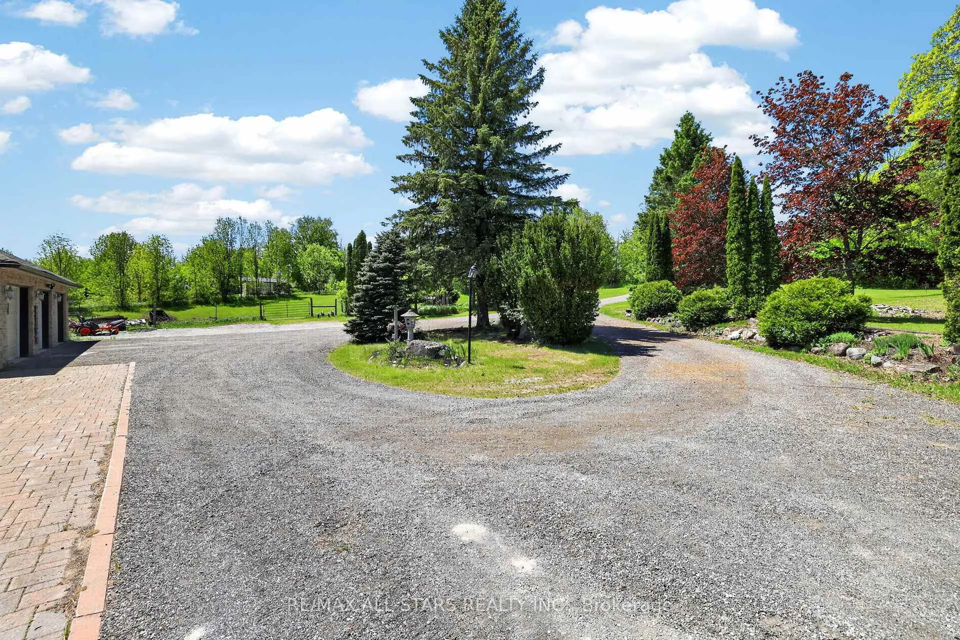 Photo 7 of 10655 Sideroad 17, Brock, Rural Brock — HOMEH