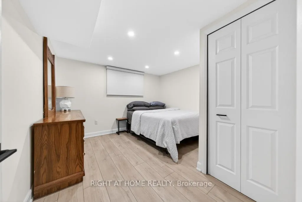 Photo 28 of 118 West 33rd Street, Hamilton, Westcliffe — HOMEH