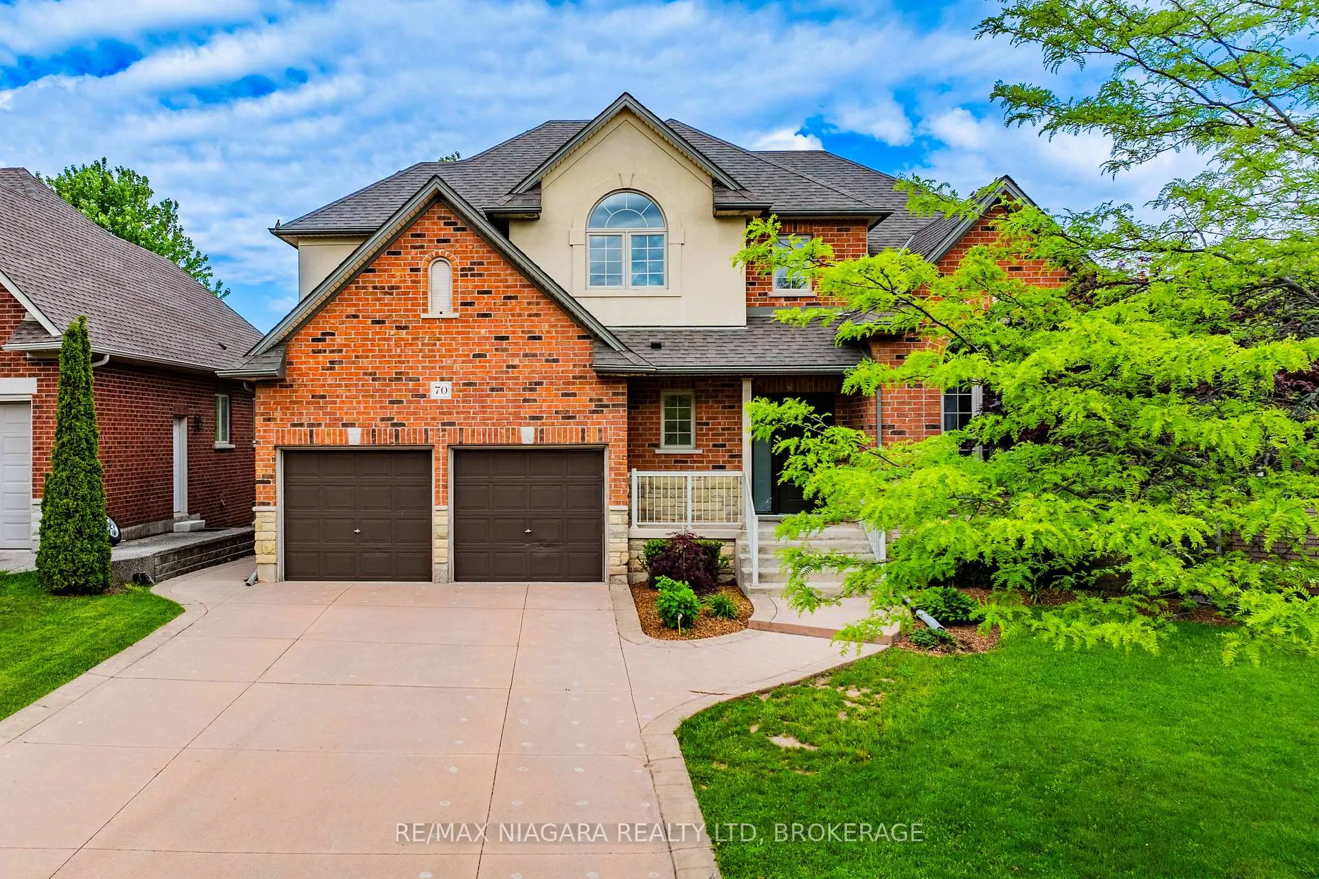 Photo 1 of 70 Terrace Drive, Grimsby, Grimsby East — HOMEH