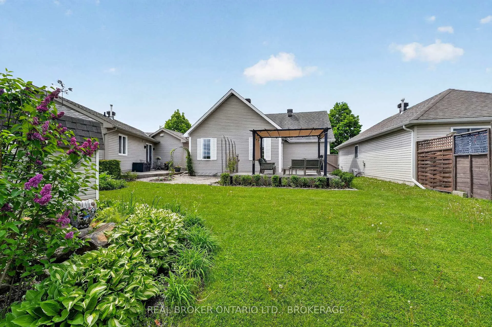 Photo 26 of 1526 Frank Court, Cornwall — HOMEH